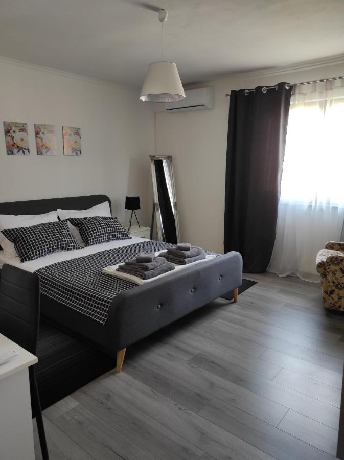 Apartman Domi Слунь Екстер'єр фото