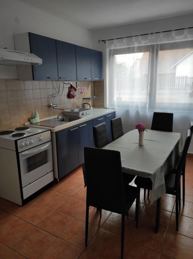 Apartman Domi Слунь Екстер'єр фото