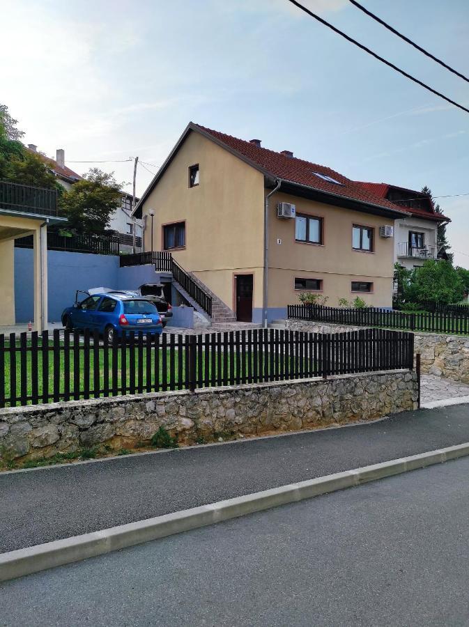 Apartman Domi Слунь Екстер'єр фото